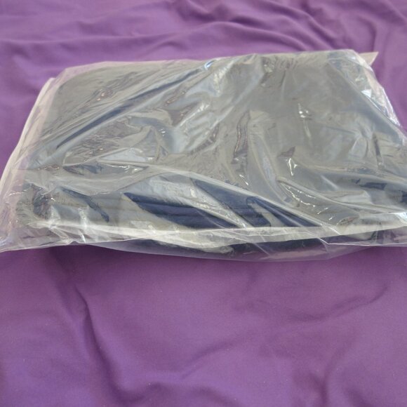 VeeFriends Classic Navy Sweatpant Size Medium VDC0WE02005X006D *New with Tags* - Picture 7 of 7